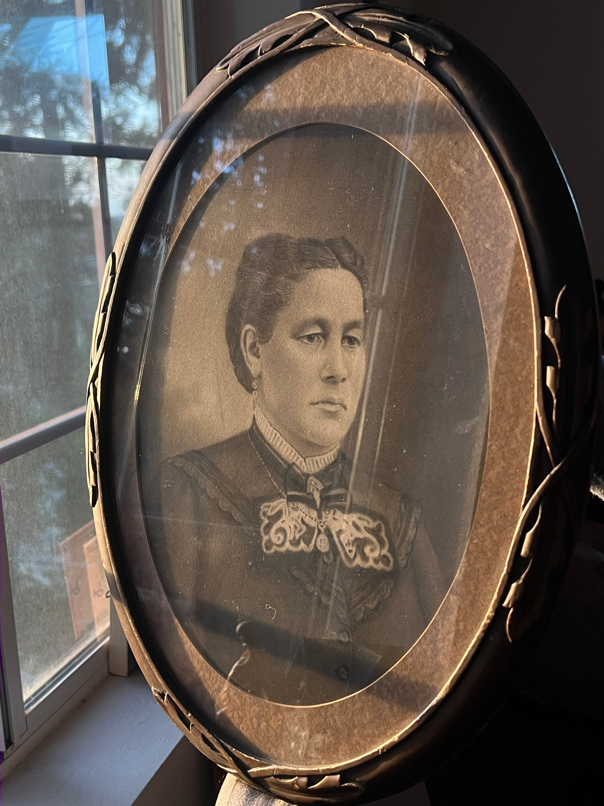 Antique late 19th-century graphite pencil portrait of a Victorian lady housed in wooden frame